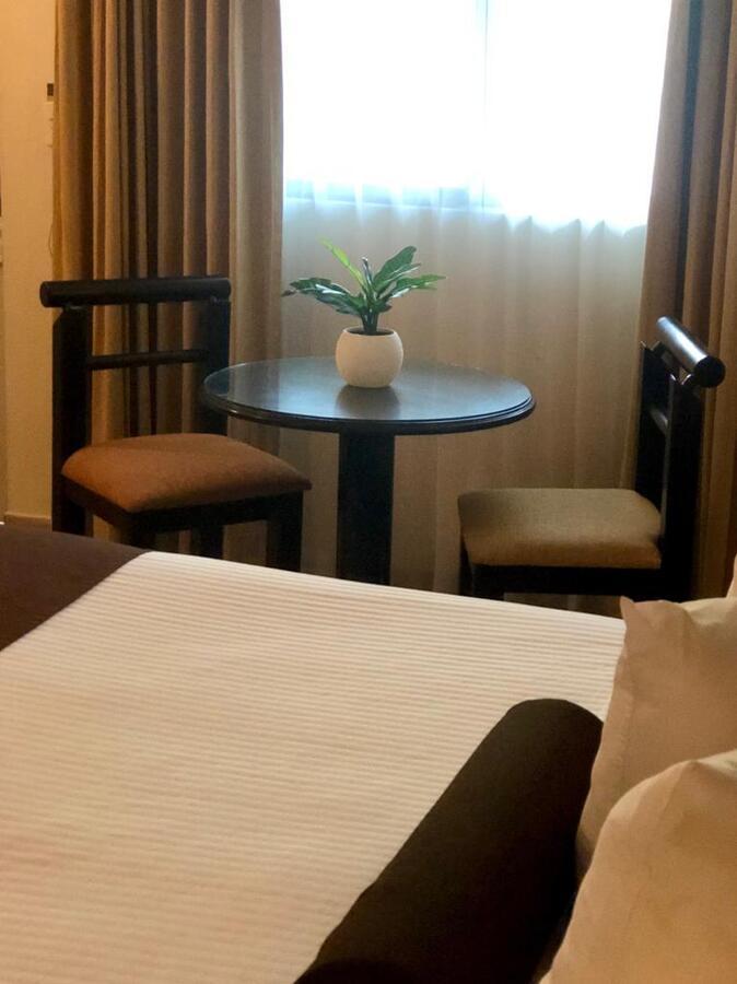 Hotel Del Rio 나보호아 외부 사진