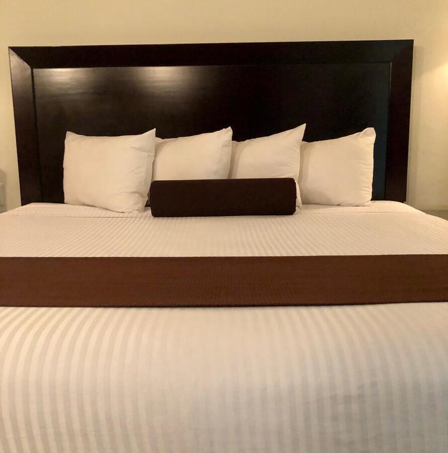 Hotel Del Rio 나보호아 외부 사진