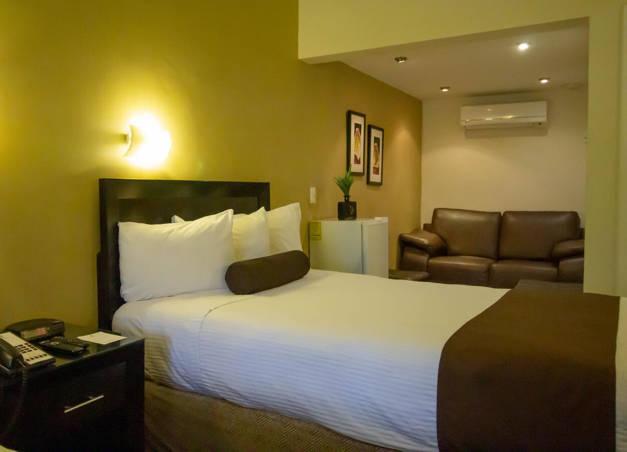 Hotel Del Rio 나보호아 외부 사진